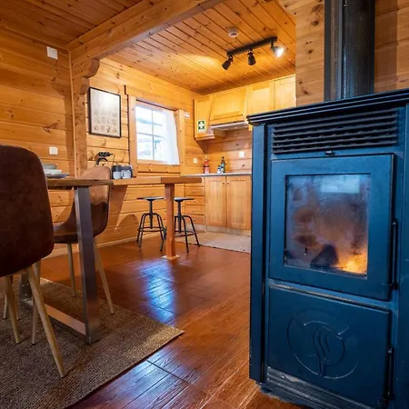 Chale De Montanha Com Sons De Rio